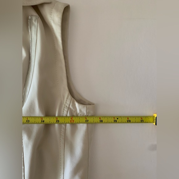 Akris Punto Full Zip Sleeveless Coat /Duster/Utility Jacket Women’s Size 6 Cream - Picture 9 of 10